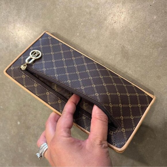 Travel wallet. Club Rochelier multi compartment. Classic CR logo. (Cash not incl - Picture 4 of 10